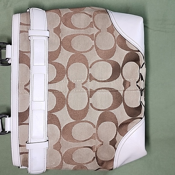 COPY - Coach Hamptons White Signature w Leather & Python Trim Silver hardware B… - Picture 6 of 12